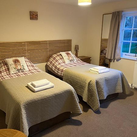 Ford Village Bed & Breakfast Bagian luar foto
